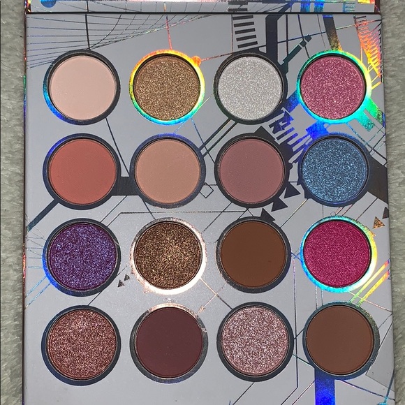 Bh cosmetics Digital Future BRAND NEW - Picture 4 of 5